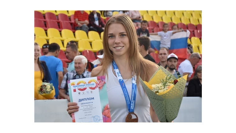 Марина Максимова вошла в десятку лидеров сезона 2020 в соревнованиях в помещении