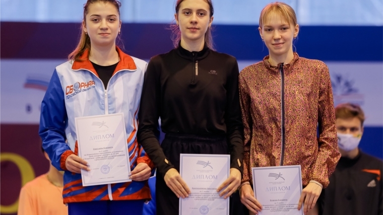 Третий день первенства России по легкой атлетике U20 Анна и Анастасия Красильниковы вновь на пьедестале