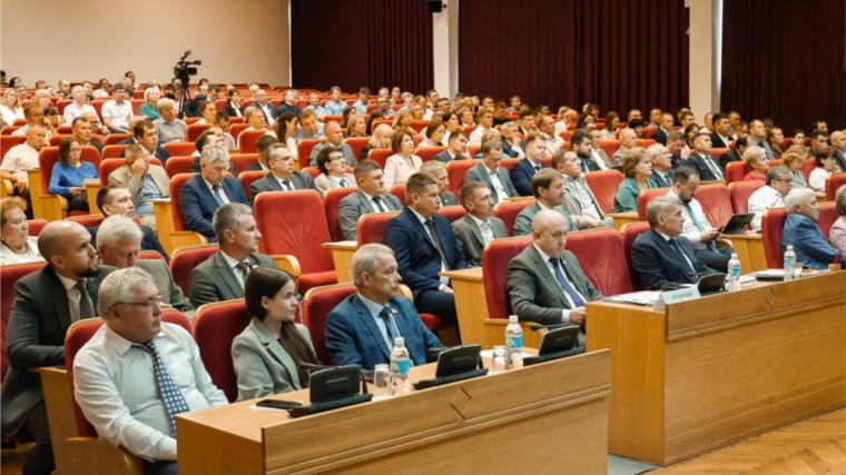 Сегодня состоялось заседание Высшего экономического совета Чувашии под руководством главы региона Олега Николаева, где обсудили стратегию развития физической культуры и спорта до 2030 года.